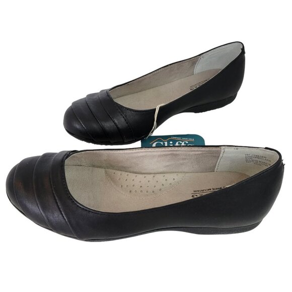 Cliffs by WHITE MOUNTAIN Shoes - NWT Cliffs by White Mountain Clara Black Slip On Ballet Flat Size 6.5W